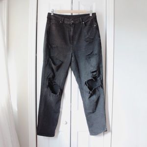 AEO black distressed high-rise mom jean